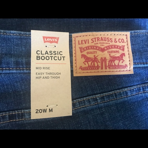 NWT Levi’s 20W Plus Size Women’s Classic Boot Cut Mid-Rise Jeans - Picture 7 of 7